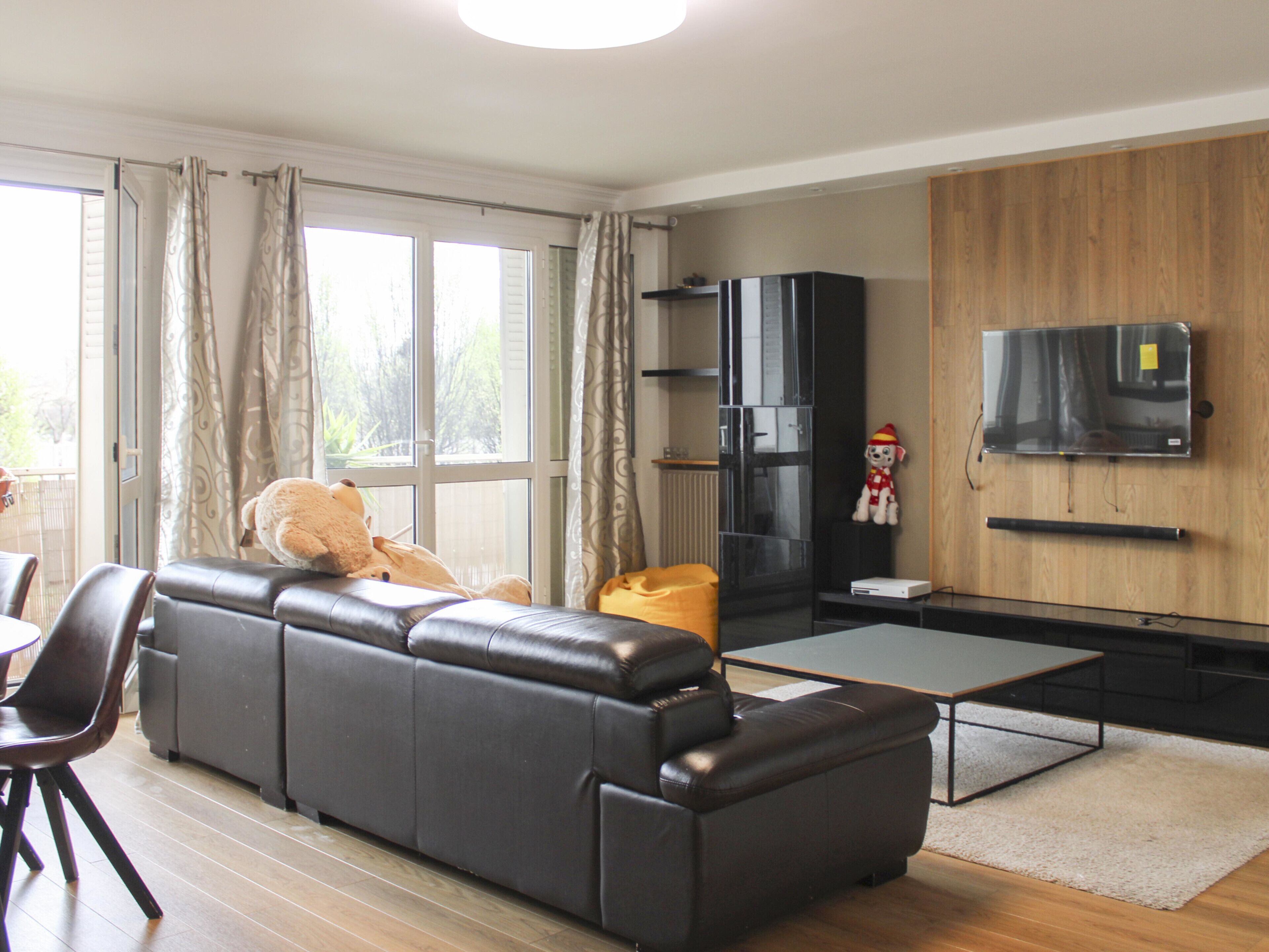 Nid spacieux et traversant proche de Paris