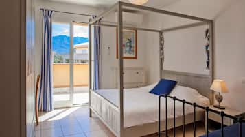 2 bedrooms, iron/ironing board, travel crib, WiFi