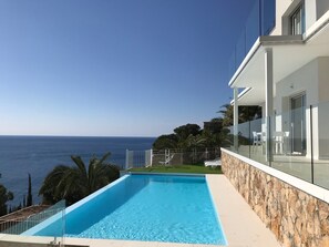 Piscina all'aperto