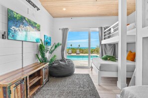 4 Schlafzimmer, Zimmersafe, Bügeleisen/Bügelbrett, kostenloses WLAN