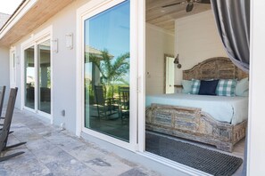 4 bedrooms, in-room safe, iron/ironing board, free WiFi