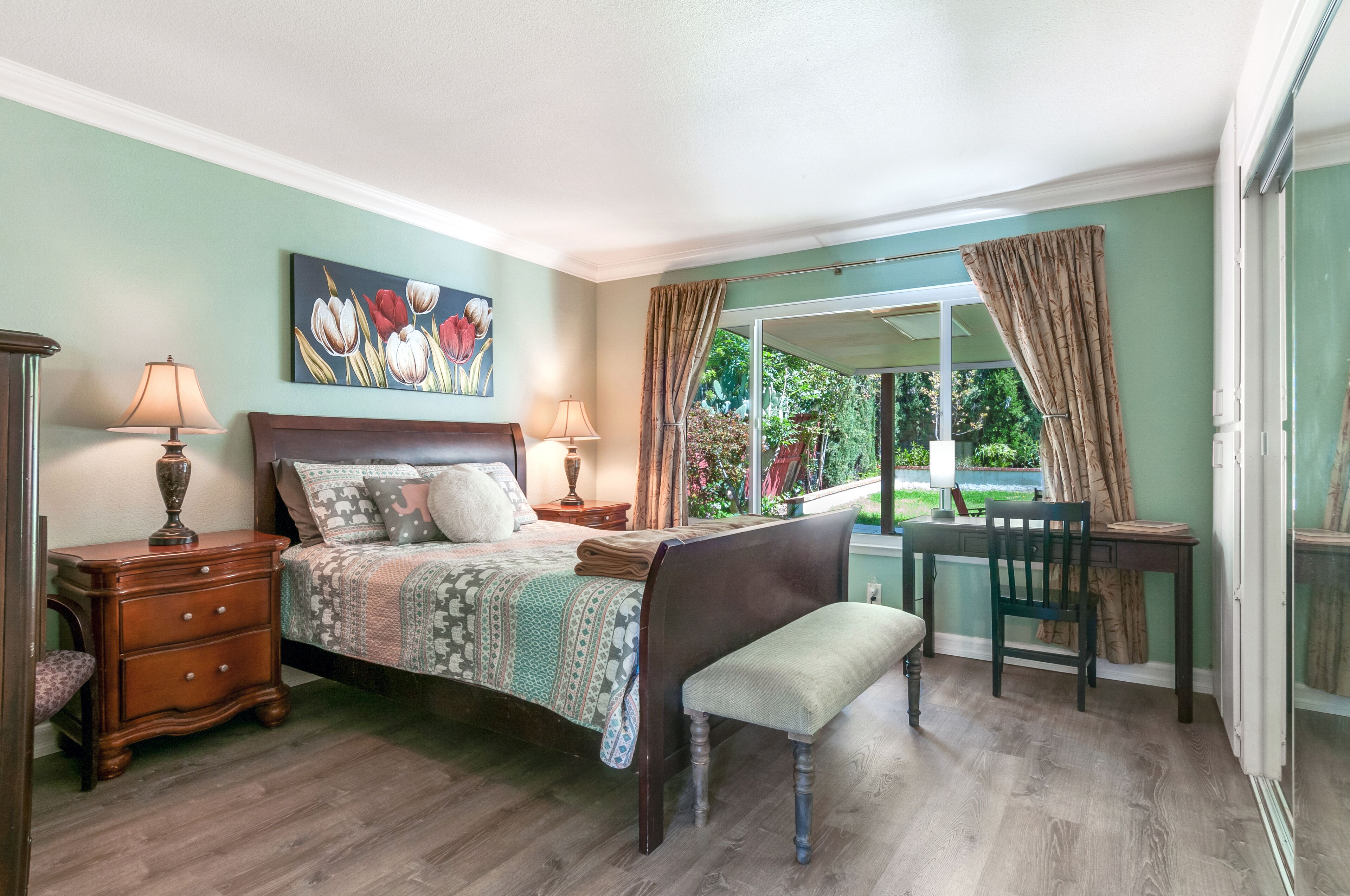 Monthly😋~Lake/🚣‍♀️/🎣/🏊/🏀/🏖️🏐/Picnic/🛝~🚶👉🛒s~🤏👉Fwy 5~🤫cul-de-sac~讲中文