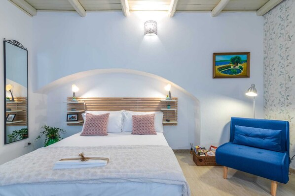 1 slaapkamer, een strijkplank/strijkijzer, gratis wifi