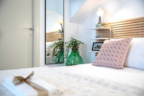 1 chambre, fer et planche à repasser, Wi-Fi gratuit