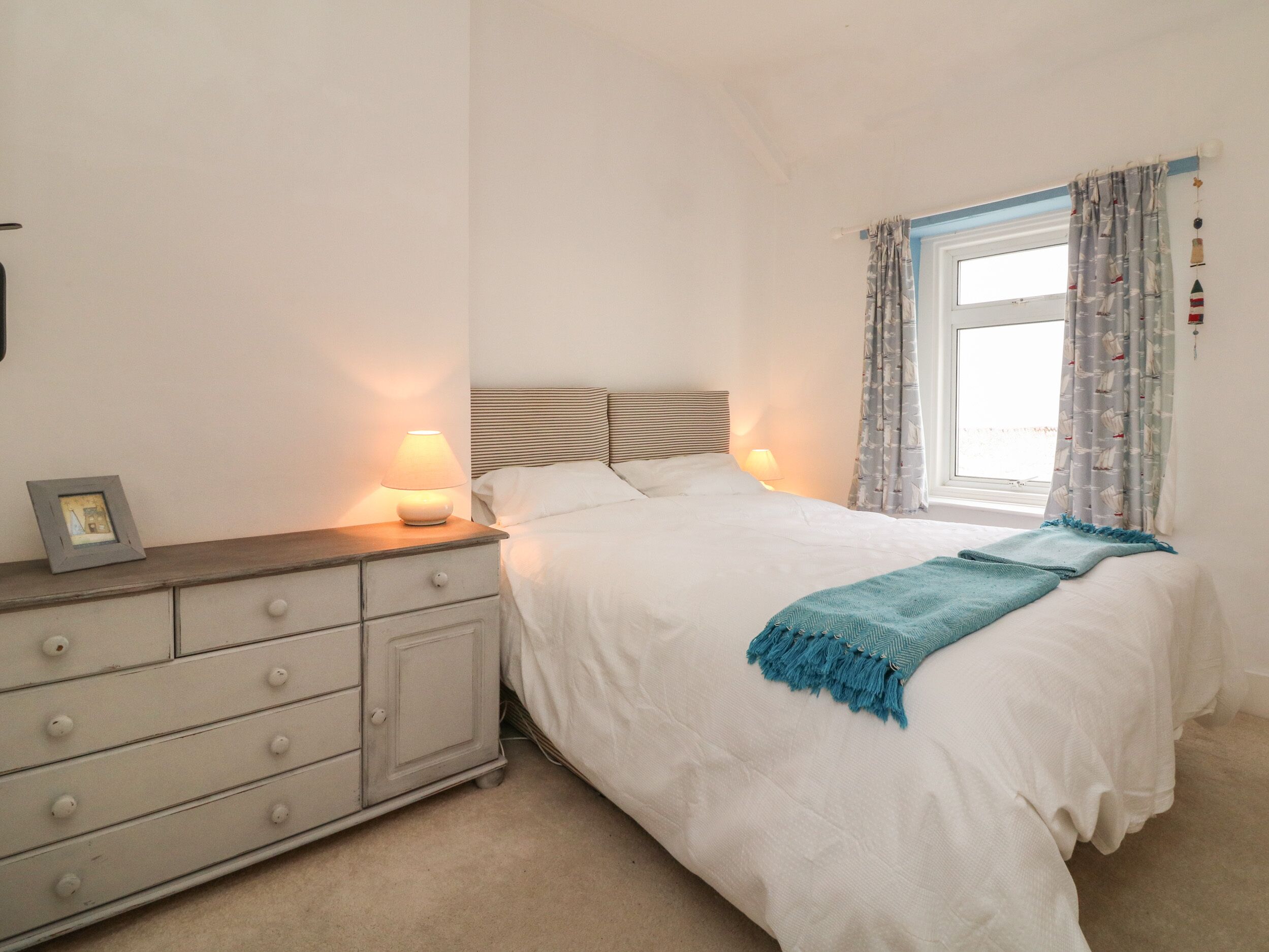 Cottage | 2 bedrooms, individually decorated, individually furnished, free WiFi