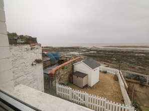 Cottage | Property grounds