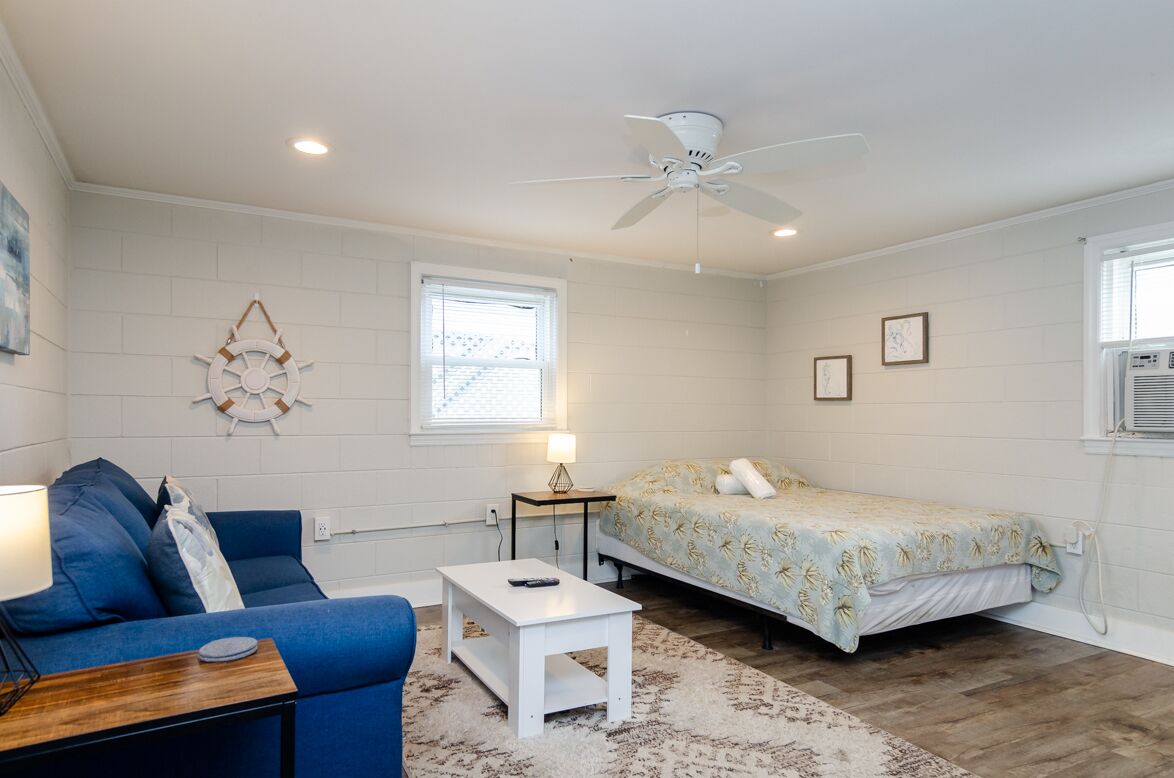 Pier View Apartment #5 - K170