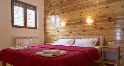 Mountain Vista One-Bedroom Retreat