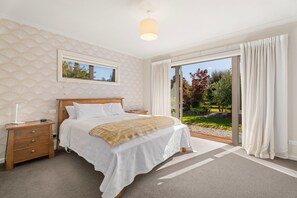4 Schlafzimmer, Bügeleisen/Bügelbrett, WLAN, Bettwäsche