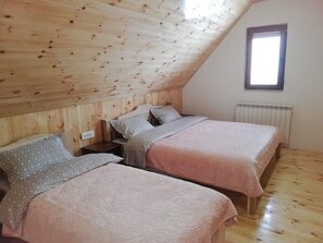 1 bedroom, free WiFi, bed sheets - Rocky Mountain Triple Room (Prisoje)