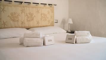 2 slaapkamers, een strijkplank/strijkijzer, gratis wifi, beddengoed