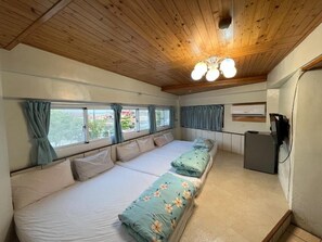 Basic Studio, 1 Bedroom, Non Smoking, Marina View | Free WiFi - WAYU HOUSE (Dawu)
