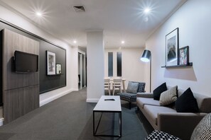 Télévision, espaces bureaux