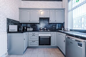 House | Private kitchen