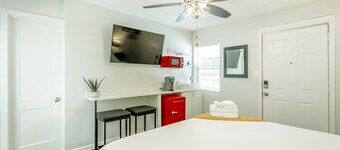 14: The Nelson Room - A PMI Scenic City Vacation Rental