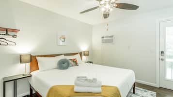 1 bedroom, WiFi, bed sheets