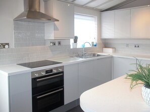 Dishwasher, freezer