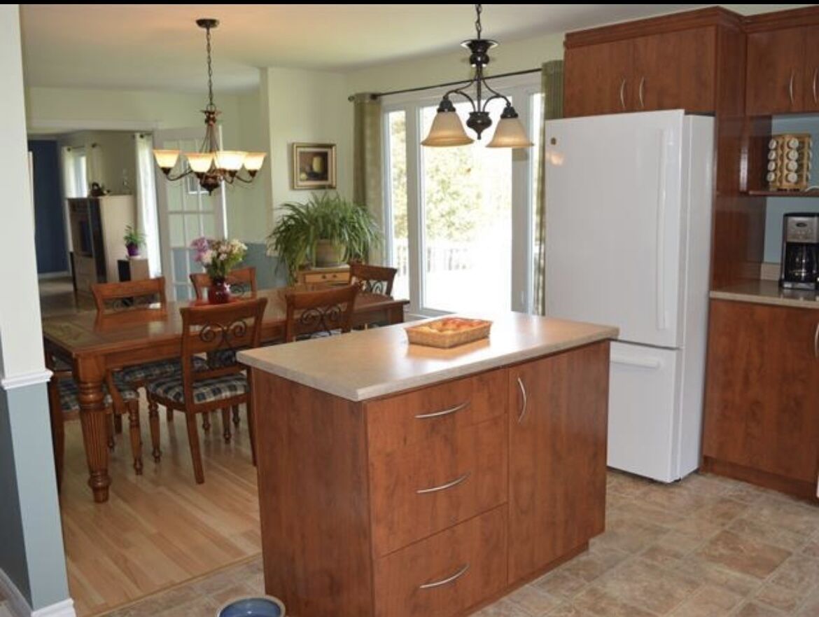 Charming Eastern Township Home