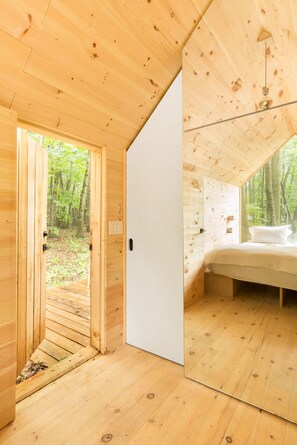 Comfort Cabin, 1 King Bed, Mountainside | 1 bedroom, premium bedding, pillow-top beds, laptop workspace - Gather Greene (Coxsackie)
