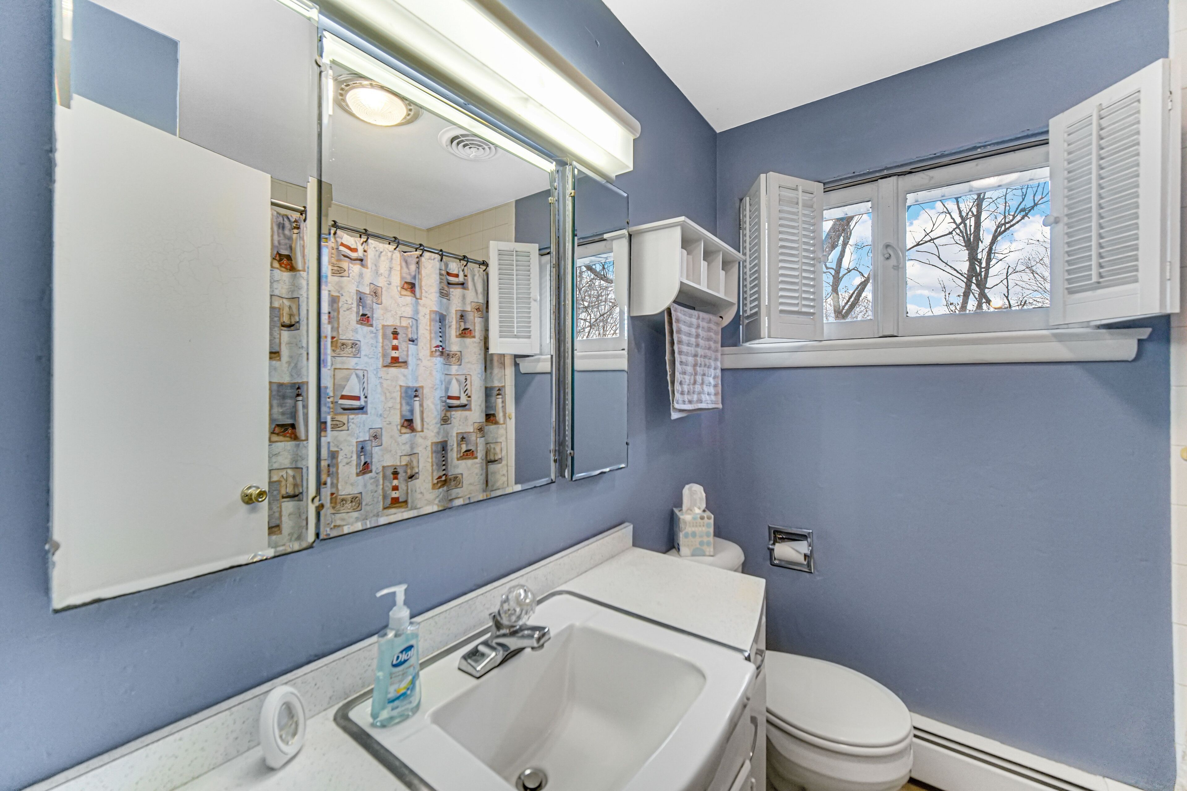 Country Charmer - Starved Rock, downtown Ottawa