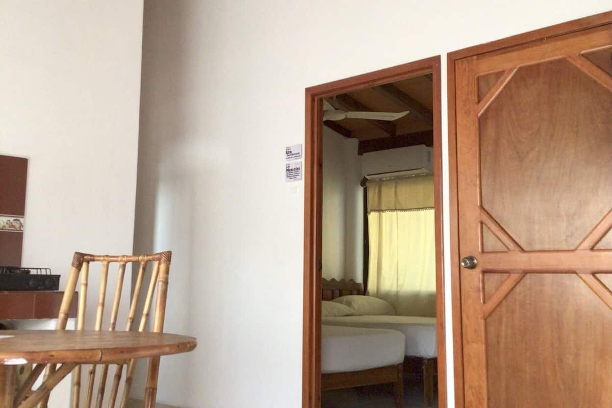 Wi-Fi gratuit, draps fournis