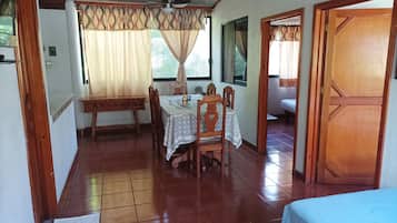 Familie-bungalow | Wi-fi (inkludert) og sengetøy