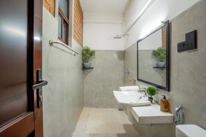 Bathroom - Anura's Elephant (Beruwala)