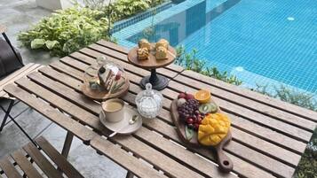 ์ผ์ธ ์์์ฅ