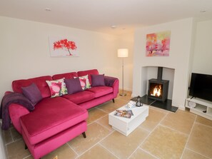 Living area - Old Farm Cottage (Tenbury Wells)
