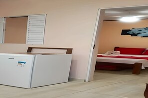 Suíte | 1 quarto, frigobar, Wi-Fi de cortesia