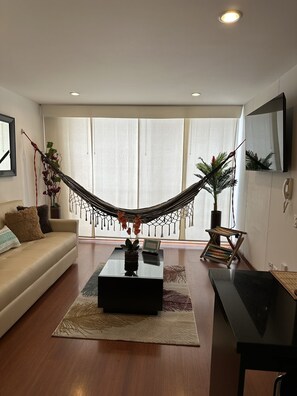 Smart TV - ParadiseInnBogota (Bogotá)