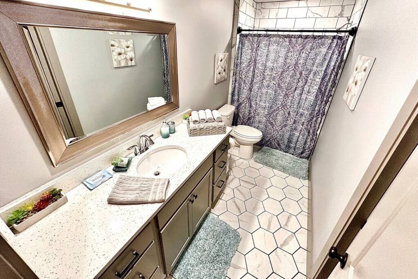 .The Loft At 612 Downtown Gadsden.