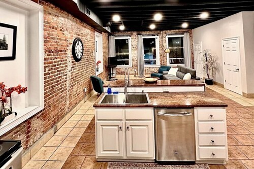 The Loft On Broad - Gadsden’s First Downtown Loft