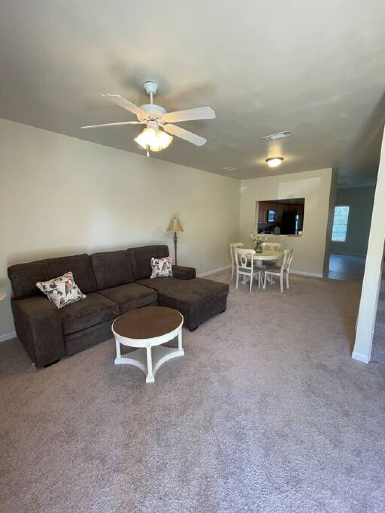 * Comfy Condo close to everything in Prattville *