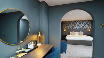Junior Suite | Desk, laptop workspace, soundproofing, free WiFi