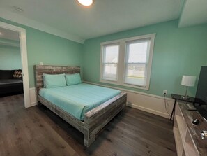 3 bedrooms, WiFi, bed sheets
