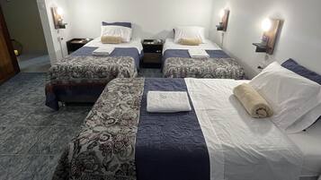 Comfort Triple Room, 1 Bedroom | 6 bedrooms, premium bedding, down duvets, free WiFi