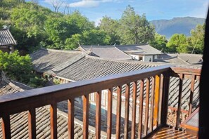 Unclassified image, 3 of 38, button - Xiangshangpin Hostel (Lijiang)