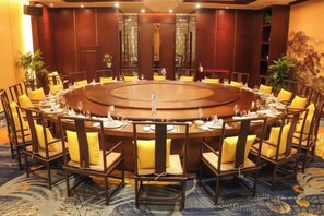 Unclassified image, 4 of 46, button - Shizhushan dezheng Hotel (Yizheng)