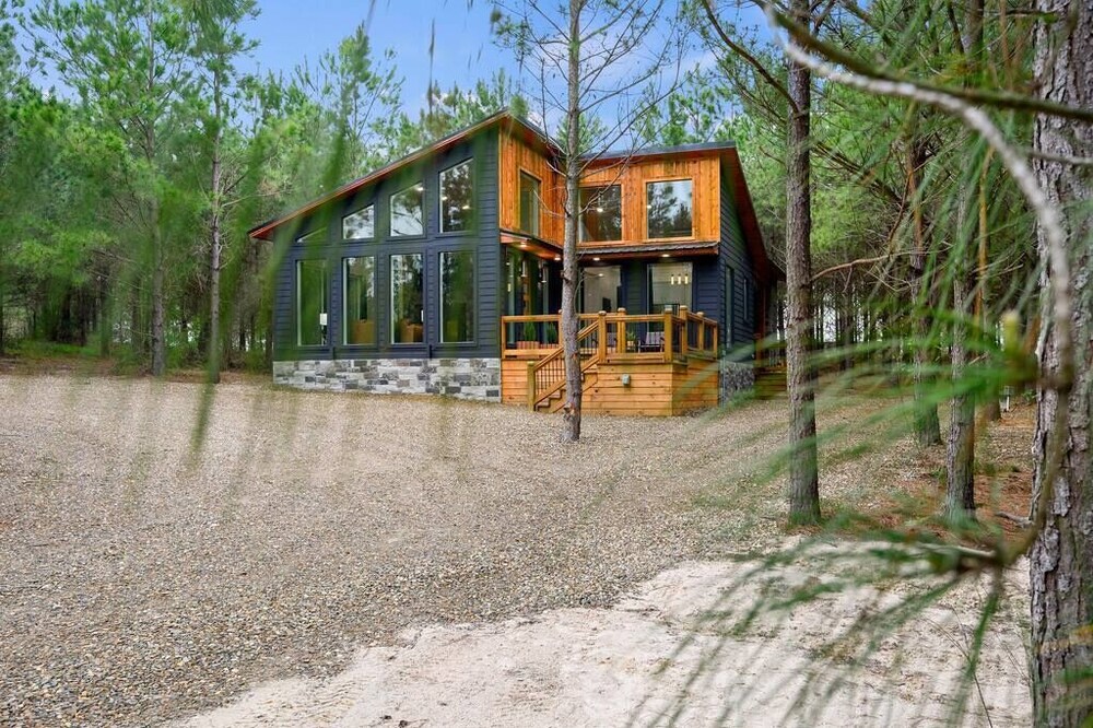 The Ember House - Luxury Honeymoon Cabin