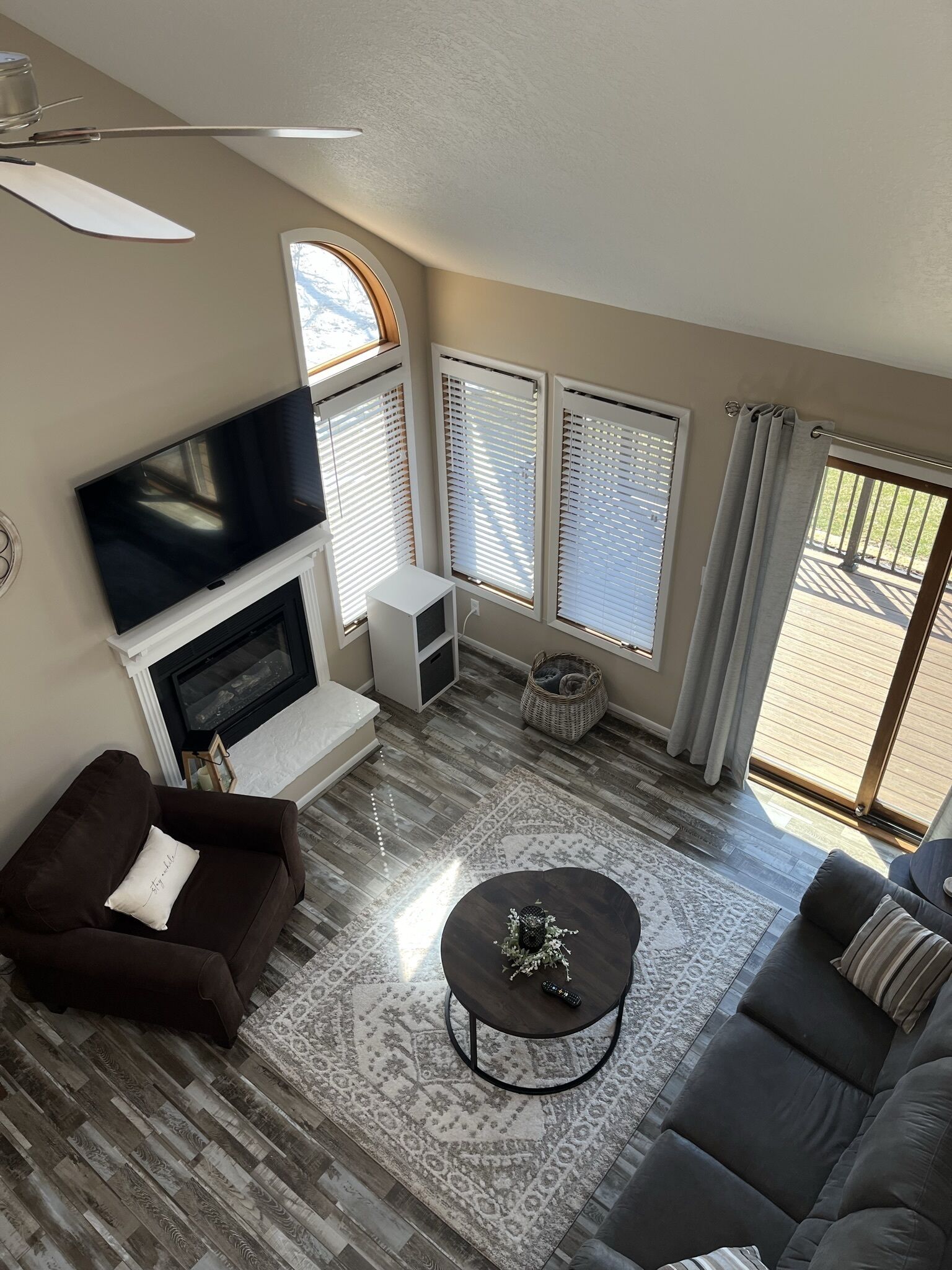 Charming cozy townhome in the Galena Territory