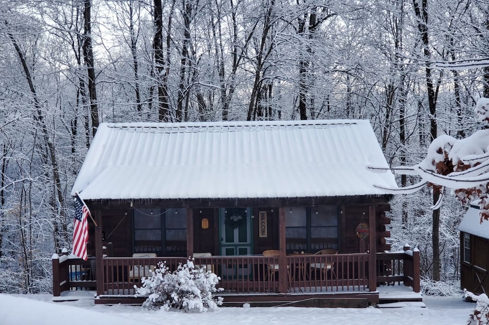 Sweet as Honey - Log Cabin