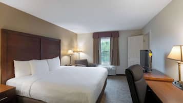 Suite, 1 kingsize-seng, ikke-røyk | Blendingsgardiner, strykejern/-brett og wi-fi (inkludert)