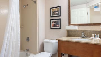 Suite, 1 King Bed, Non Smoking | Blackout drapes, iron/ironing board, free WiFi