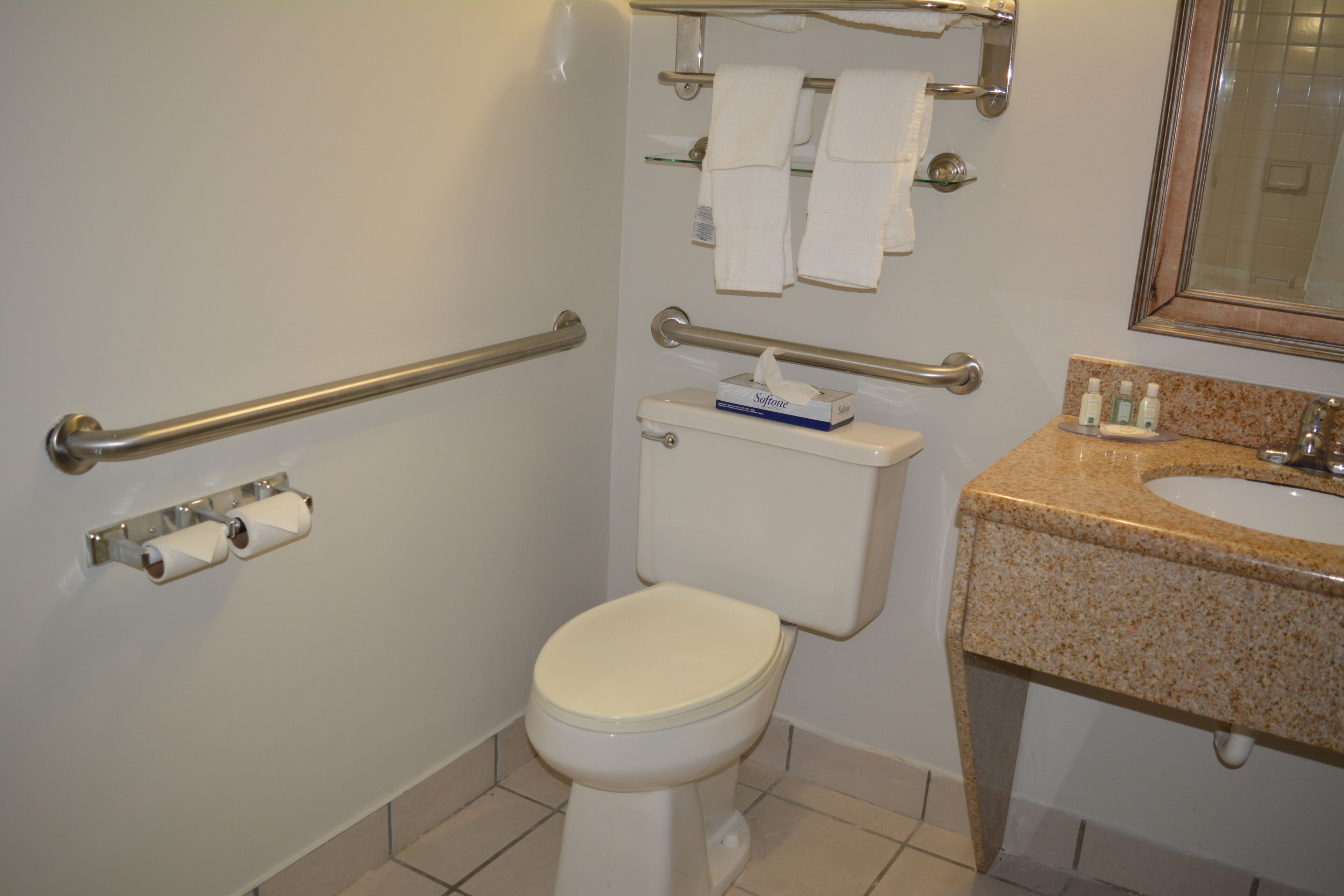 Photo - Quality Inn & Suites Syracuse - Carrier Circle