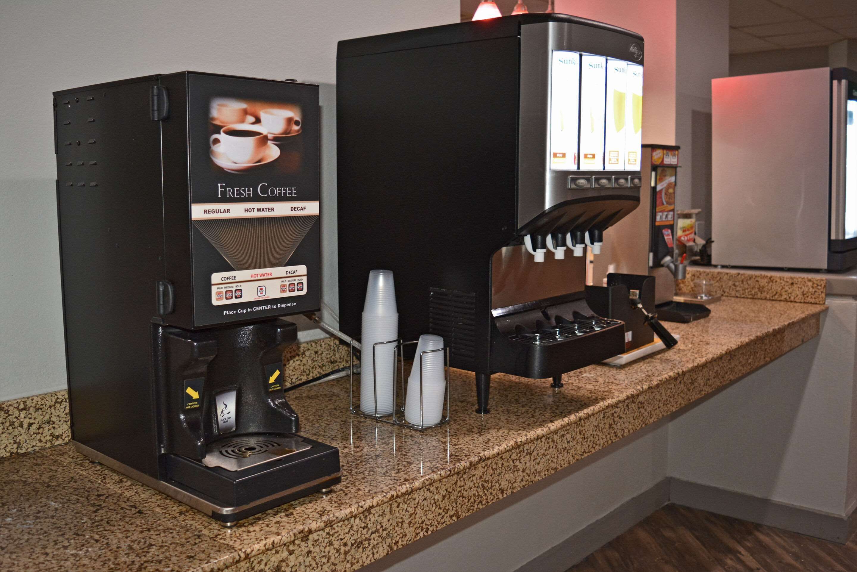 free daily continental breakfast