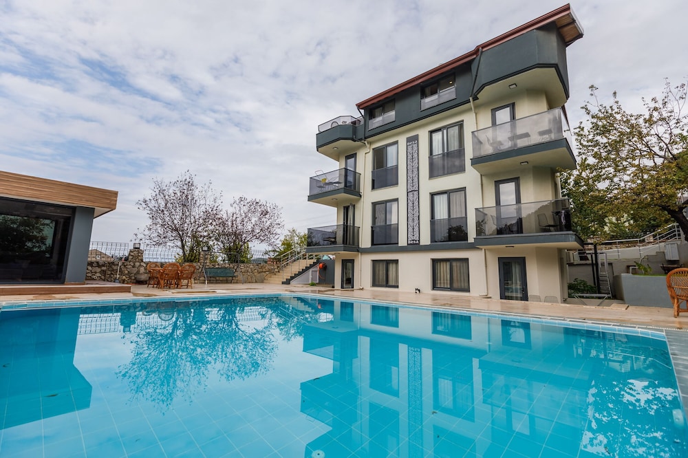 Besa Apartments