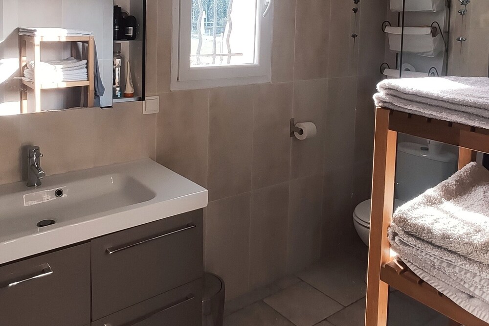 Spacious villa Istres, breathtaking view