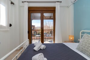 2 chambres, bureau, Wi-Fi, literie fournie