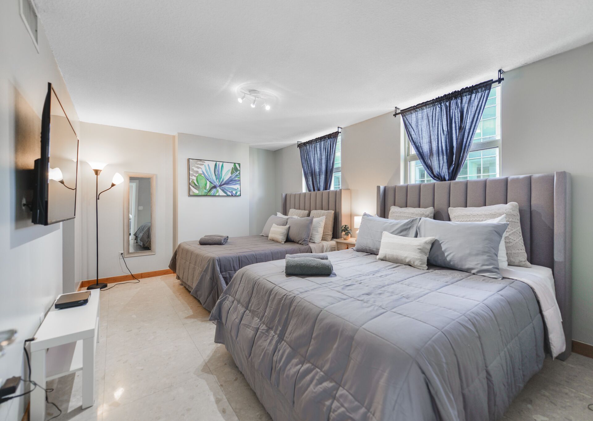 Direct Ocean views 3BR Condo at Brickell